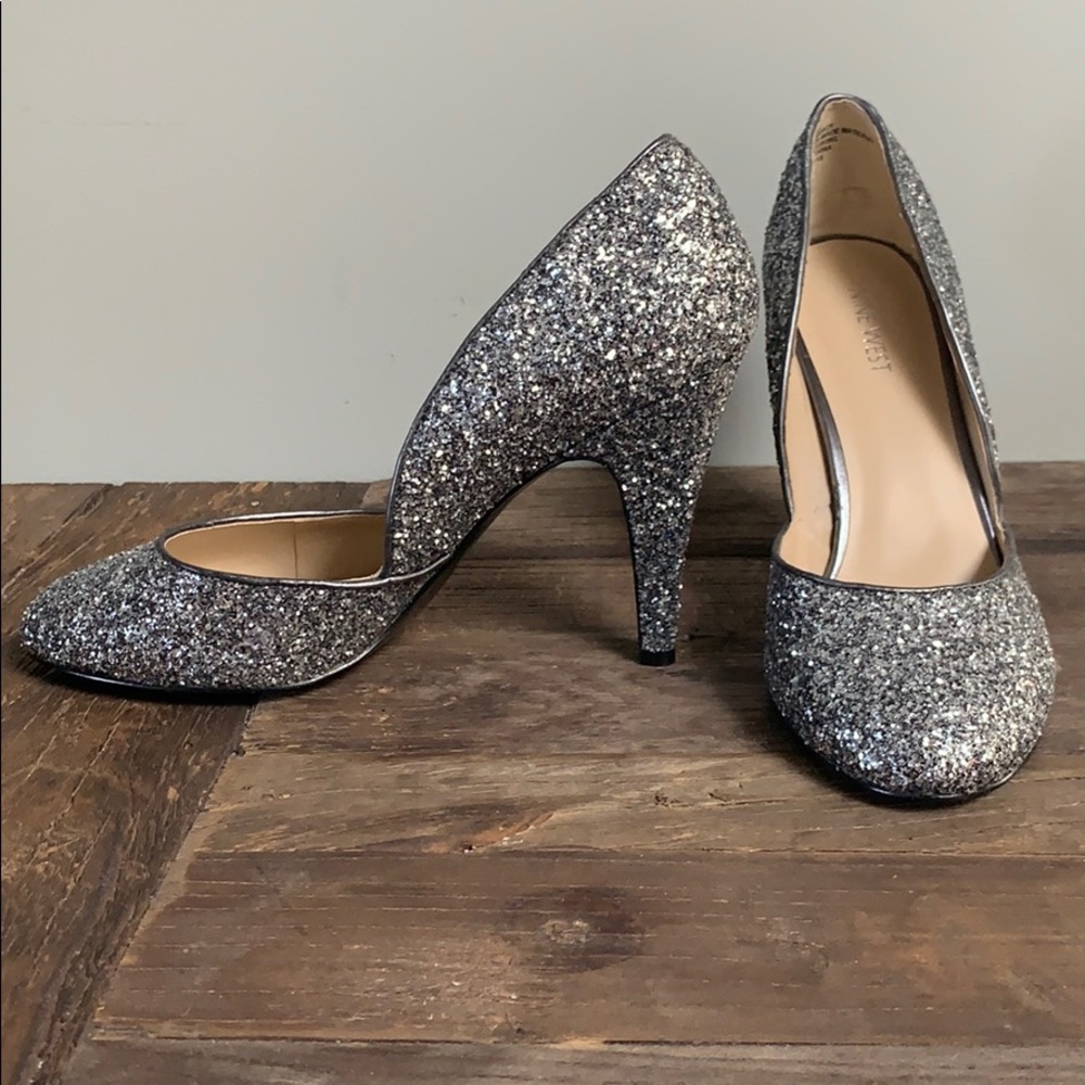 Nine West Glittery Pumps